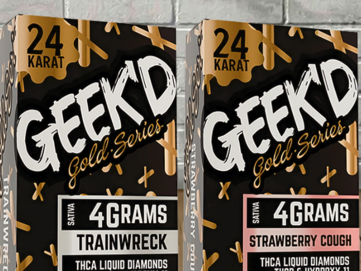 GEEK'D Extracts 24k Gold Series THCa + THCP Disposable 4g