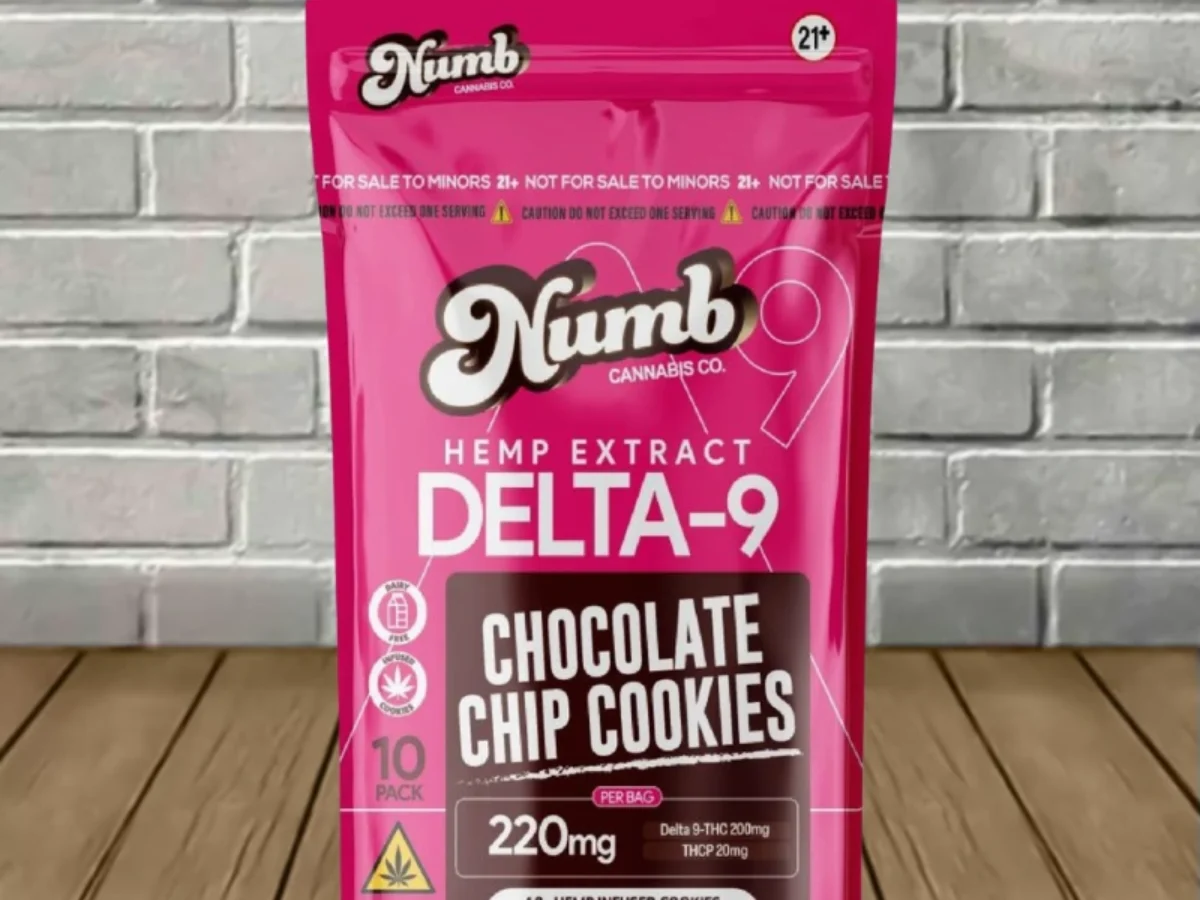 在庫処分セール CBN SIDE COOKIES 10個セット Numb Cannabis Co D9 | THCp Chocolate Chip Cookies 220mg - Great